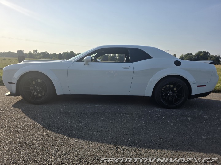 Dodge Challenger Widebody SRT hellcat 2018