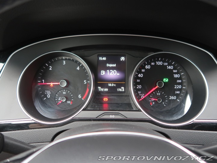Volkswagen Ostatní modely Passat Highline 2.0 BiTDI 2015