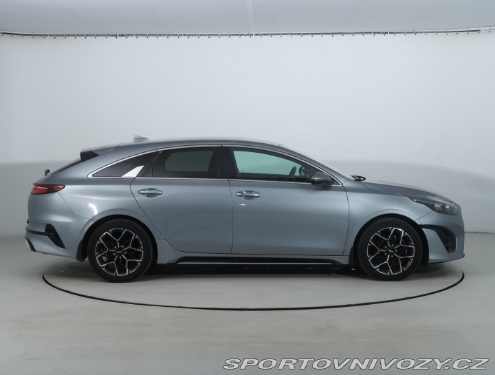 Kia ProCeed GT-Line 1.5 T-GDI MHEV 2023