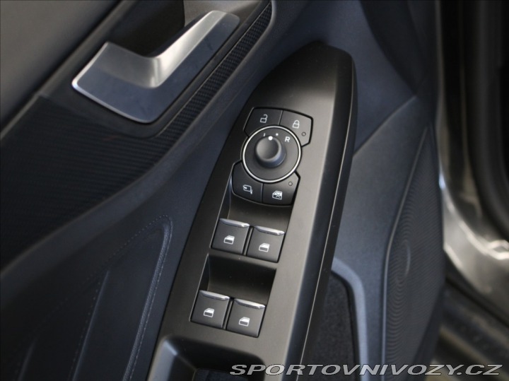 Ford Ostatní modely Focus 1,0 EB 115kW AT ST PANO. 2023