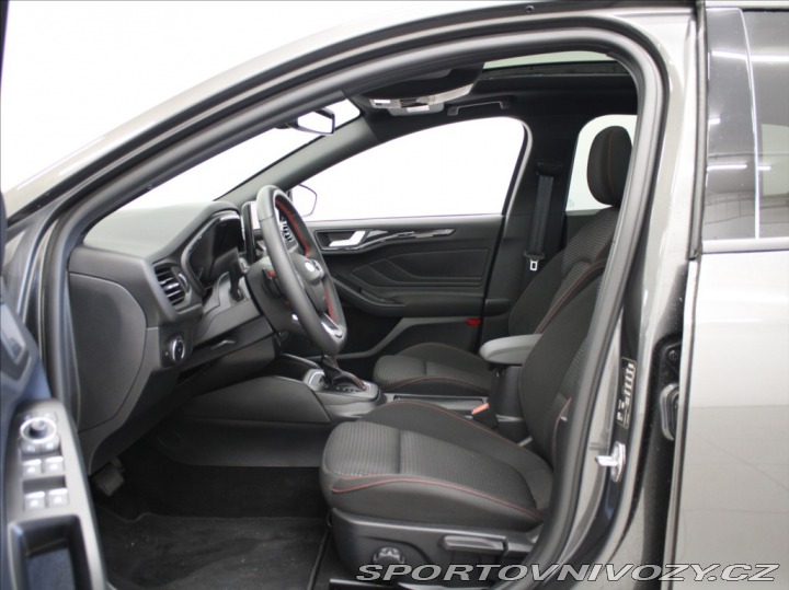 Ford Ostatní modely Focus 1,0 EB 115kW AT ST PANO. 2023