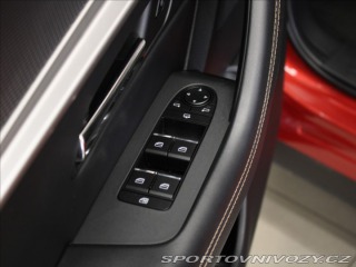 Mazda Ostatní modely CX-60 2,5 PHEV 241kW Homura 6L. 2023