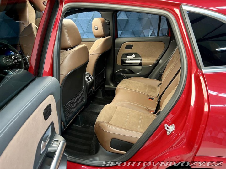 Mercedes-Benz Ostatní modely GLA 250e EQ HYBRID 8G-DCT AMG 2025