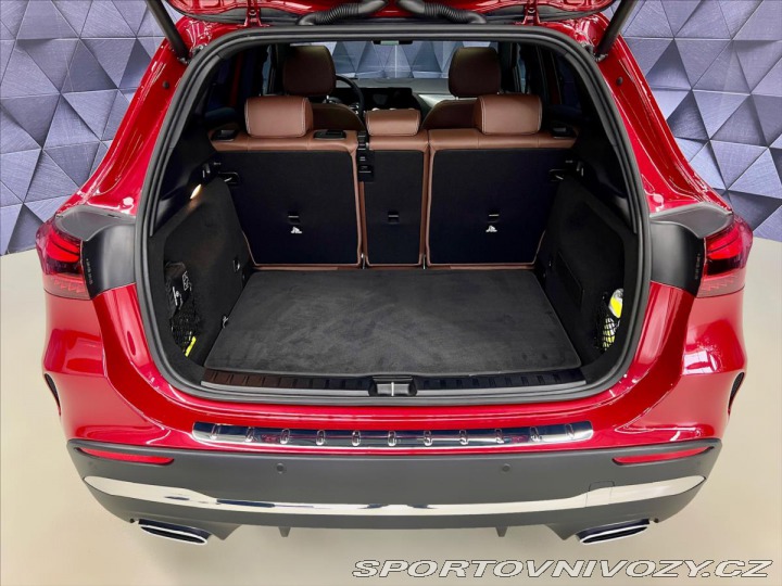 Mercedes-Benz Ostatní modely GLA 250e EQ HYBRID 8G-DCT AMG 2025
