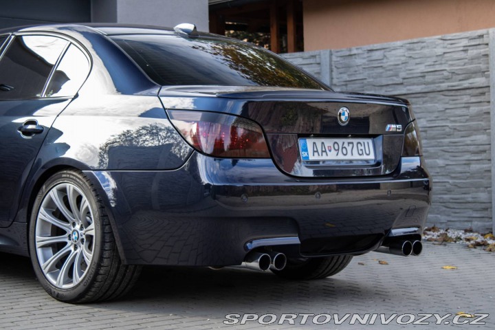 BMW M5 PANO/HUD/M-TECH/INDIVIDU 2005