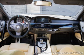 BMW M5 PANO/HUD/M-TECH/INDIVIDU 2005