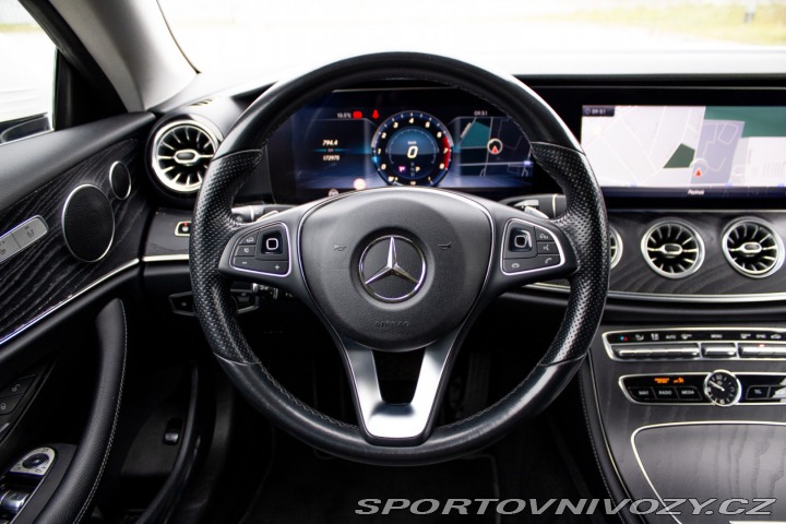 Mercedes-Benz E Kupé 200 4matic A/T / AJ 2018