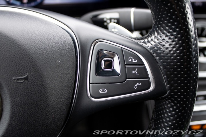 Mercedes-Benz E Kupé 200 4matic A/T / AJ 2018