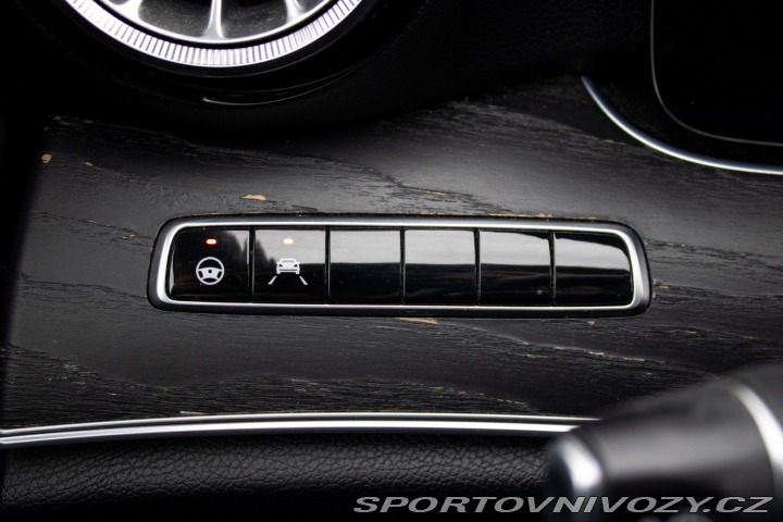 Mercedes-Benz E Kupé 200 4matic A/T / AJ 2018
