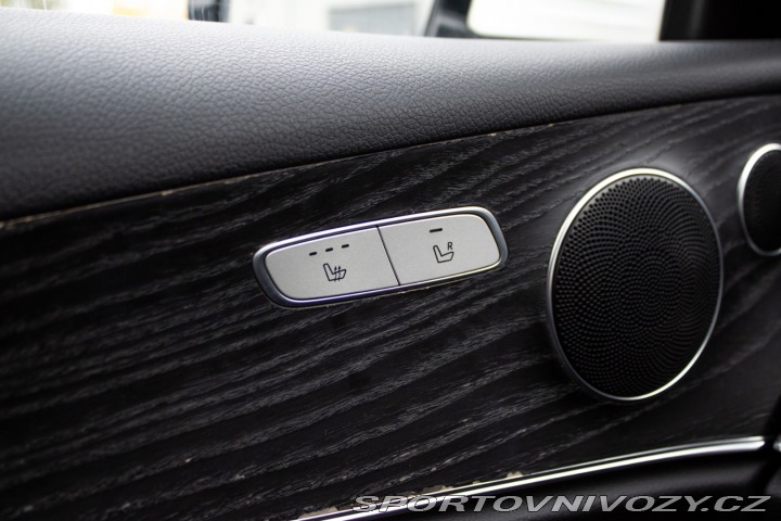 Mercedes-Benz E Kupé 200 4matic A/T / AJ 2018