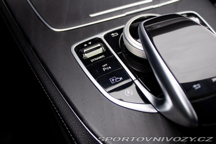 Mercedes-Benz E Kupé 200 4matic A/T / AJ 2018