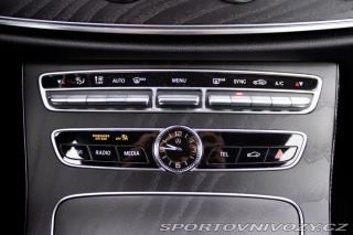 Mercedes-Benz E Kupé  200 4matic A/T / AJ 2018