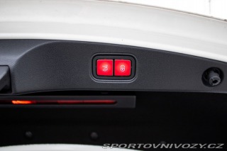 Mercedes-Benz E Kupé  200 4matic A/T / AJ 2018