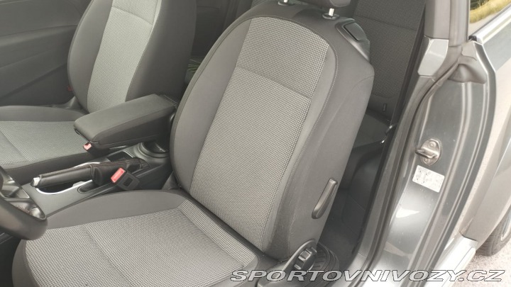 Volkswagen Beetle 2014