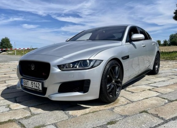Jaguar XE S 35T Supercharged