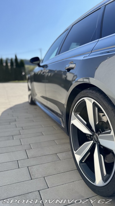 Audi RS4 AUDI RS4 2018
