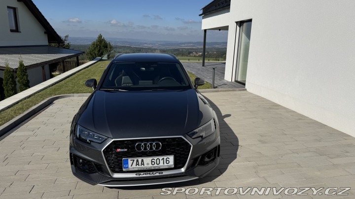 Audi RS4 AUDI RS4 2018