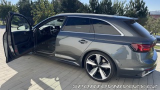 Audi RS4 AUDI RS4 2018