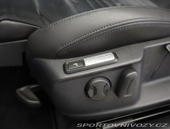 Volkswagen Ostatní modely Passat Highline 2.0 BiTDI 2015