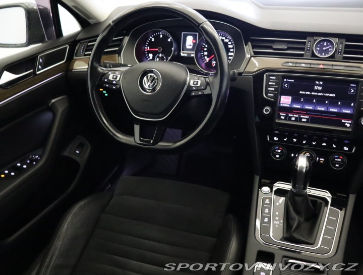 Volkswagen Ostatní modely Passat Highline 2.0 BiTDI 2015