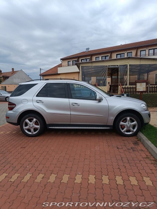 Mercedes-Benz Ostatní modely Třídy M 2,8 ML 280cdi 1800