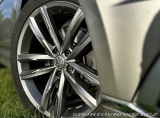 Volkswagen Ostatní modely Passat 2,0 B8 Rline 2015