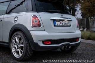Mini Cooper S  R56 Camden Edition 128 2009