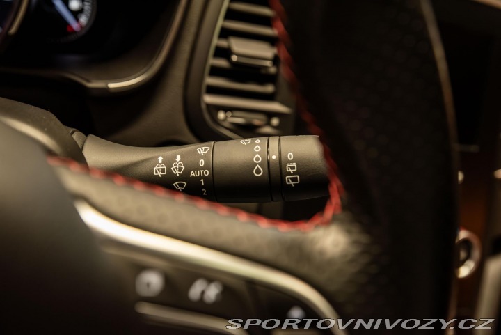 Renault Mégane R.S. TROPHY, DPH, MANUÁL 2019