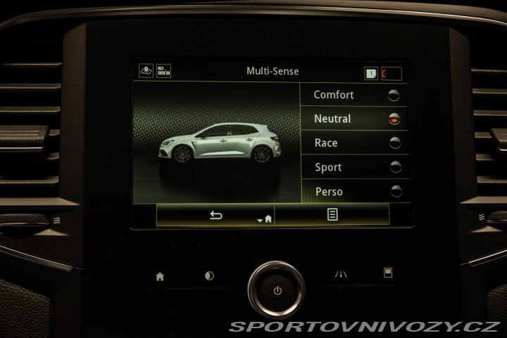 Renault Mégane R.S. TROPHY DPH MANUÁL T 2019