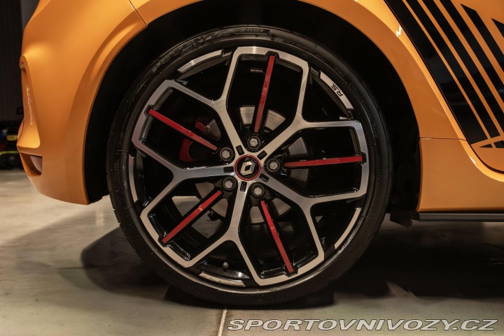 Renault Mégane R.S. TROPHY, DPH, MANUÁL 2019