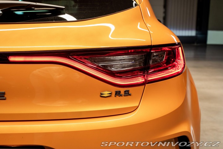 Renault Mégane R.S. TROPHY DPH MANUÁL T 2019