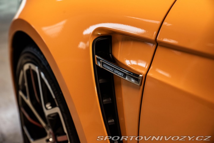Renault Mégane R.S. TROPHY DPH MANUÁL T 2019