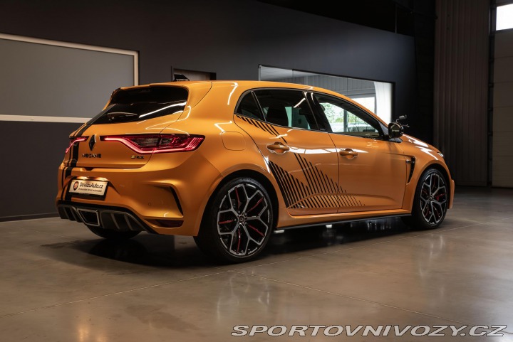 Renault Mégane R.S. TROPHY DPH MANUÁL T 2019