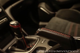 Renault Mégane R.S. TROPHY, DPH,  MANUÁL 2019