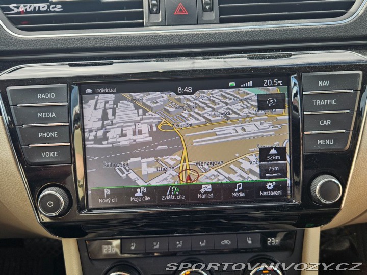 Škoda Superb 2016