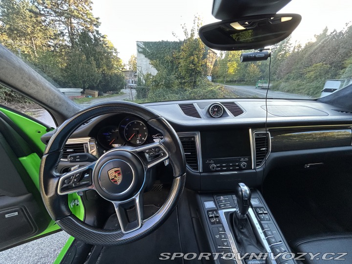 Porsche Macan Turbo Performance 2017