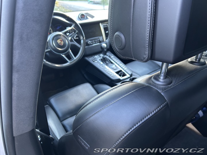 Porsche Macan Turbo Performance 2017