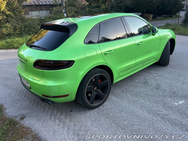 Porsche Macan Turbo Performance 2017