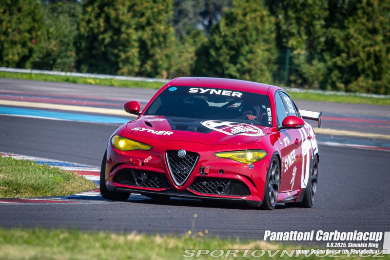 Alfa Romeo Giulia Quadrifoglio