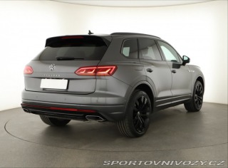 Volkswagen Ostatní modely Touareg R-Line 3.0 TDI 2020