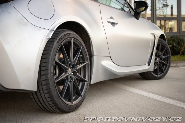 Toyota GR86 2.4 Boxer M6 /SVK / AJ 2023