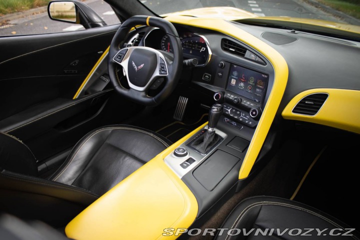 Chevrolet Corvette 6,2 V8 / AJ NA SPLÁTKY / 2015