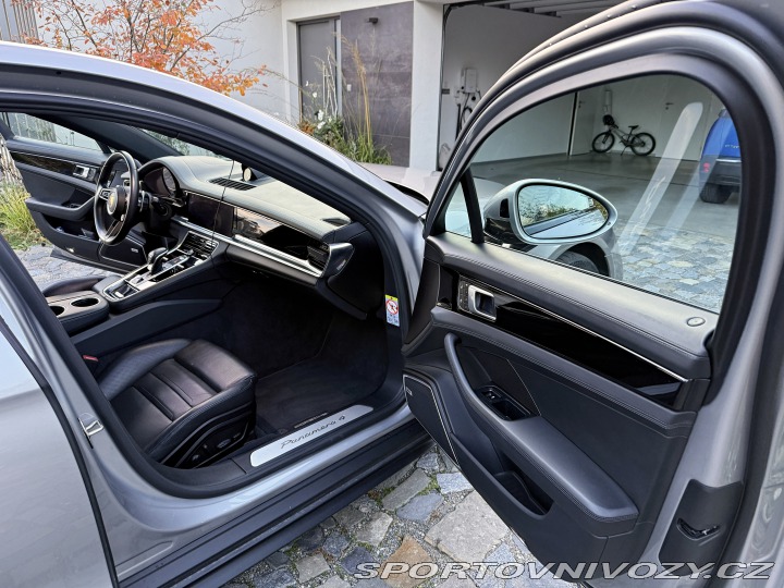 Porsche Panamera 4E HYBRID 2021
