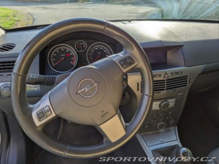 Opel Astra 2.0 Turbo 2004