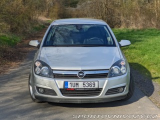 Opel Astra 2.0 Turbo 2004