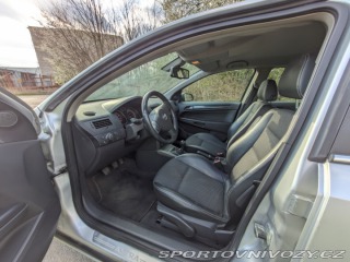 Opel Astra 2.0 Turbo 2004