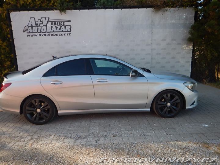 Mercedes-Benz CLA 1,6i 2015