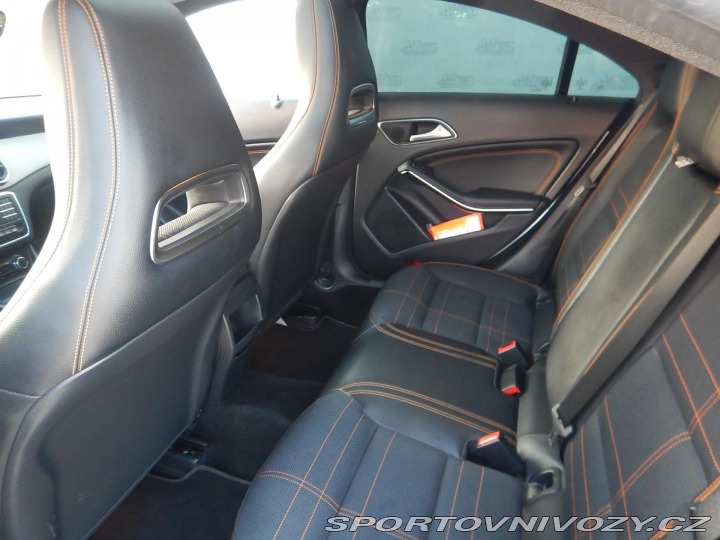 Mercedes-Benz CLA 1,6i 2015