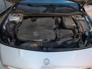 Mercedes-Benz CLA 1,6i 2015
