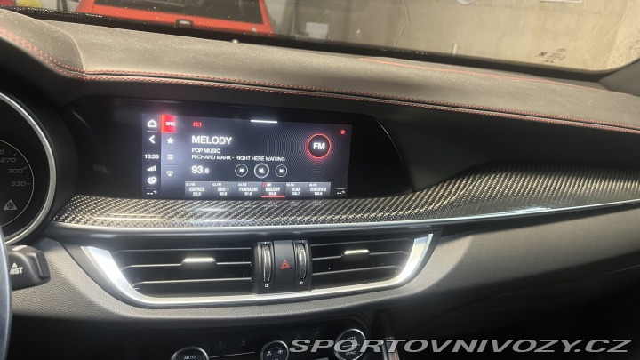 Alfa Romeo Stelvio Quadrifoglio 2021